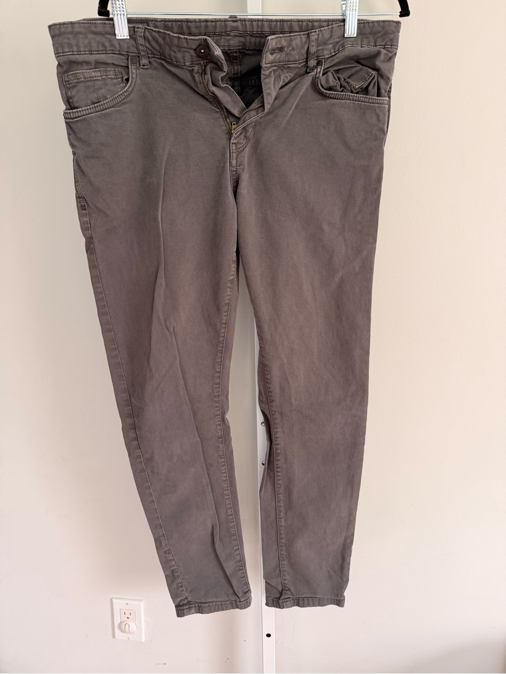 Zara Men's Gray Casual skinny Jeans size 34